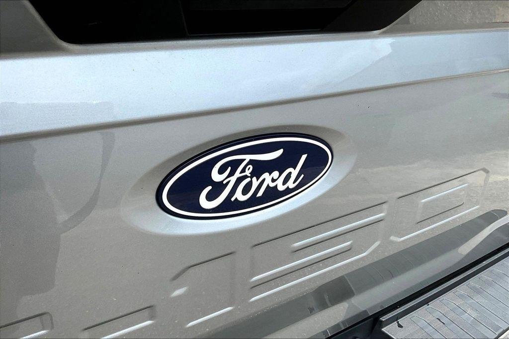 Ford F-150 XLT SuperCrew 4WD 2025