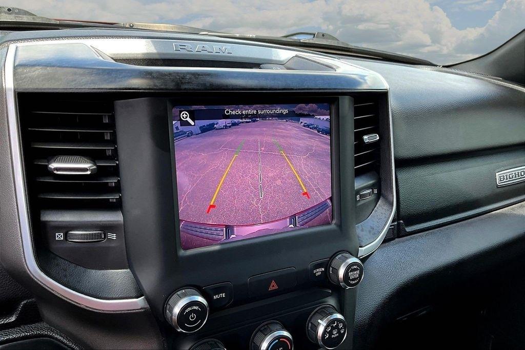 RAM 1500 Big Horn Crew Cab SWB 4WD 2020