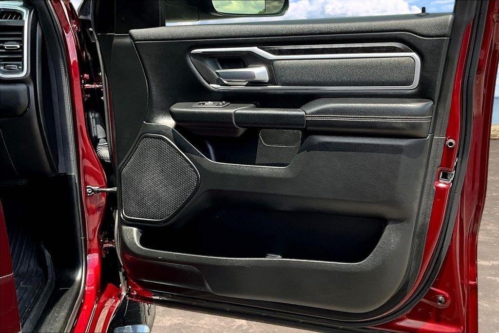RAM 1500 Big Horn Crew Cab SWB 4WD 2020