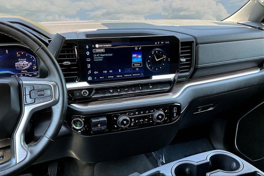 Chevrolet Silverado 2500HD LT Crew Cab Long Box 4WD 2025