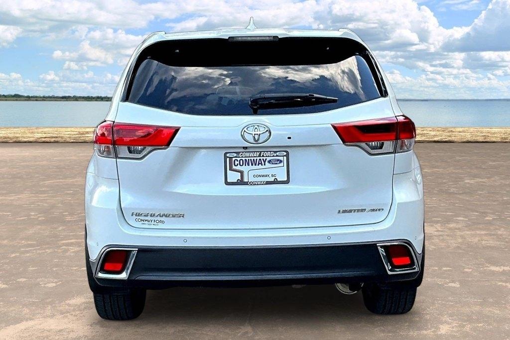 Toyota Highlander Limited Platinum V6 AWD (Natl) 2019