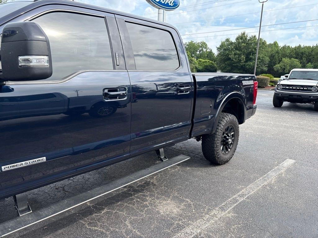 Ford F-250 SD Lariat Crew Cab 4WD 2022