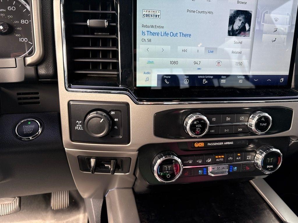 Ford F-250 SD Lariat Crew Cab 4WD 2022