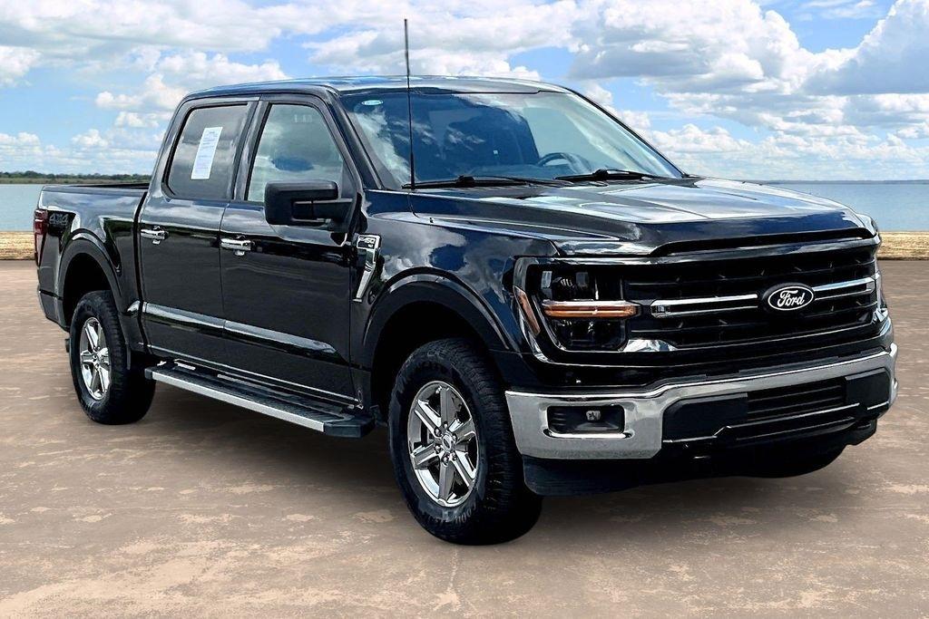 Ford F-150 XLT SuperCrew 4WD 2025