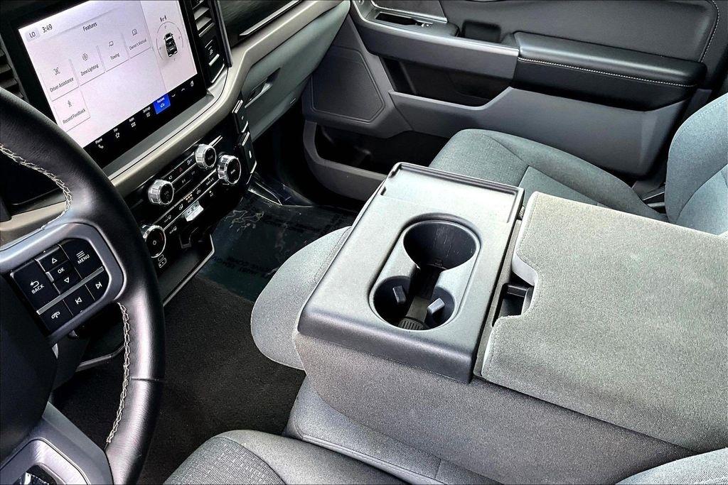 Ford F-150 XLT SuperCrew 4WD 2025