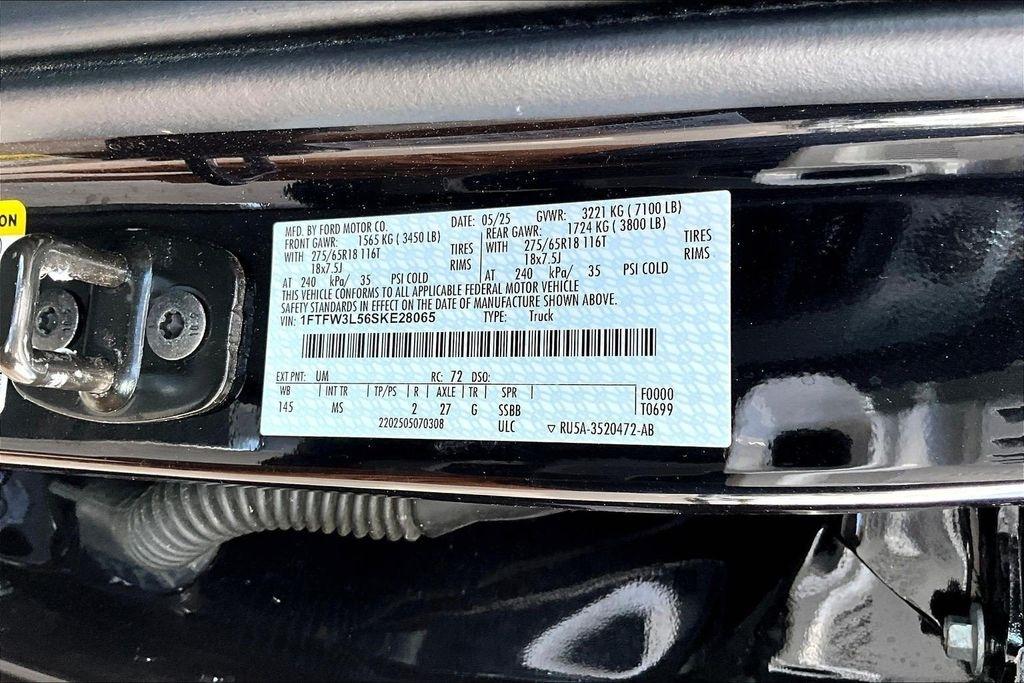 Ford F-150 XLT SuperCrew 4WD 2025