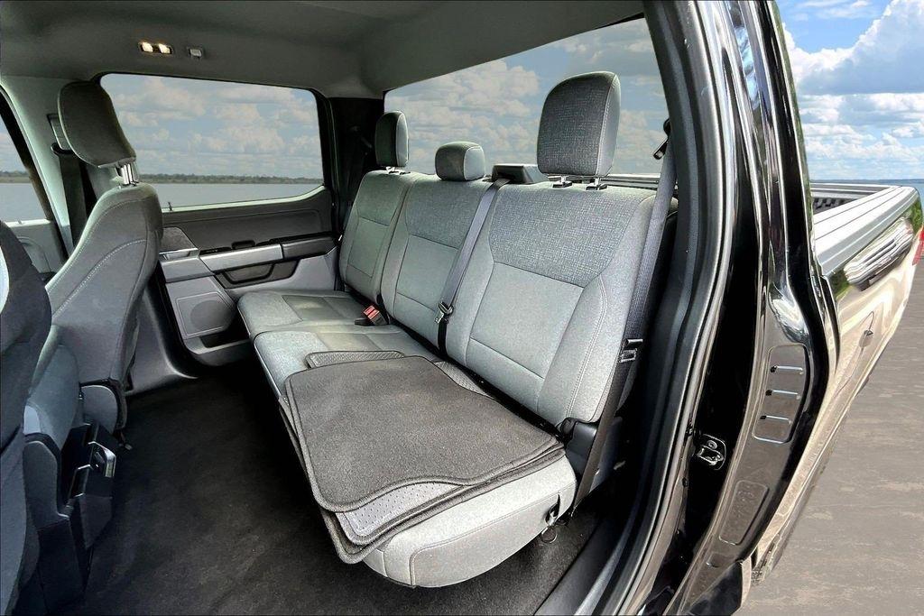Ford F-150 XLT SuperCrew 4WD 2025