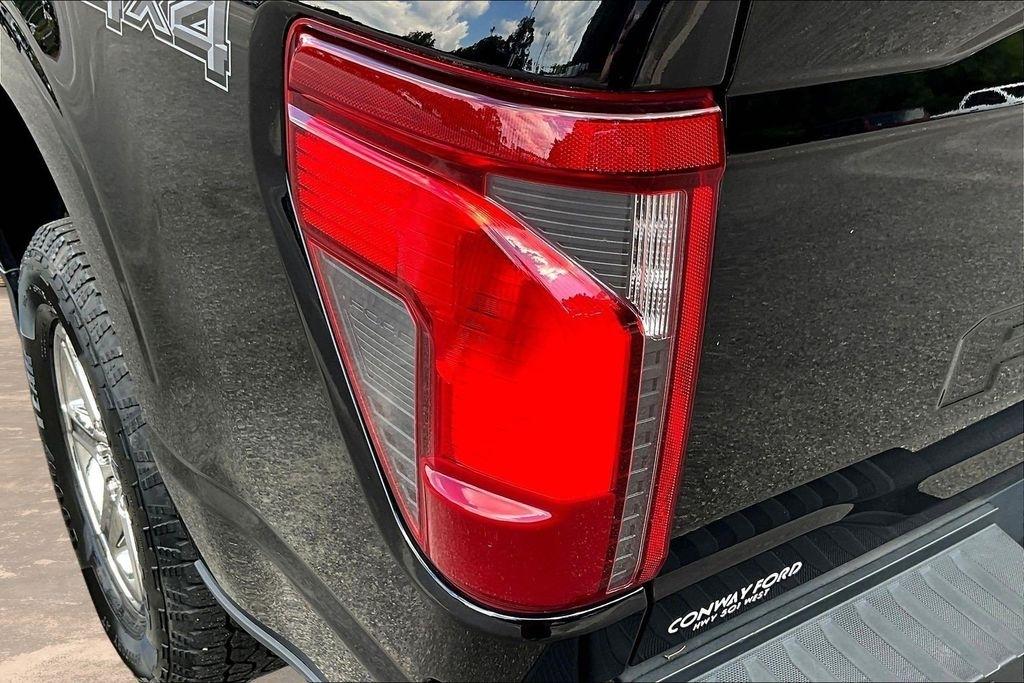 Ford F-150 XLT SuperCrew 4WD 2025