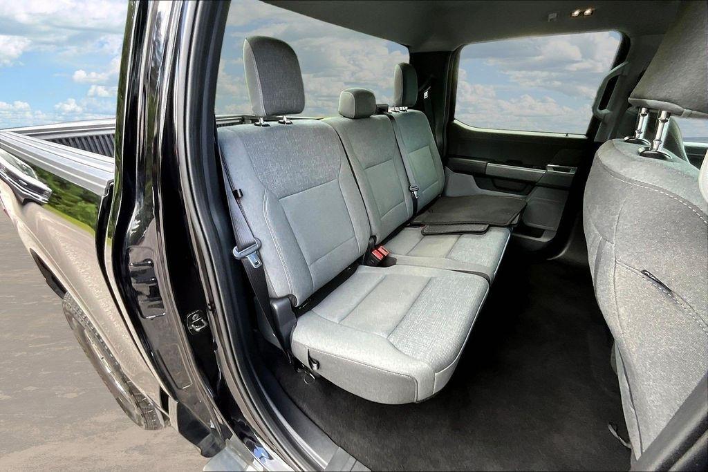 Ford F-150 XLT SuperCrew 4WD 2025