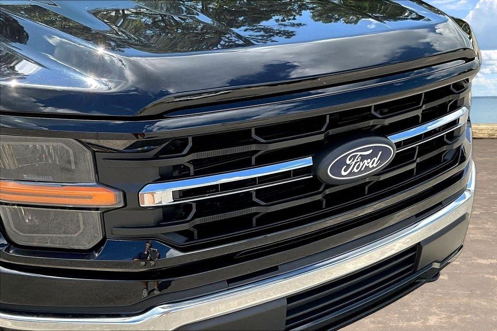 Ford F-150 XLT SuperCrew 4WD 2025