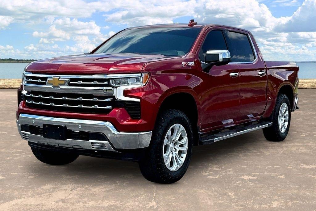 Chevrolet Silverado 1500 LTZ Crew Cab 4WD 2023