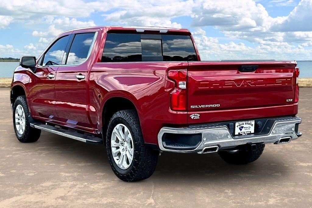 Chevrolet Silverado 1500 LTZ Crew Cab 4WD 2023