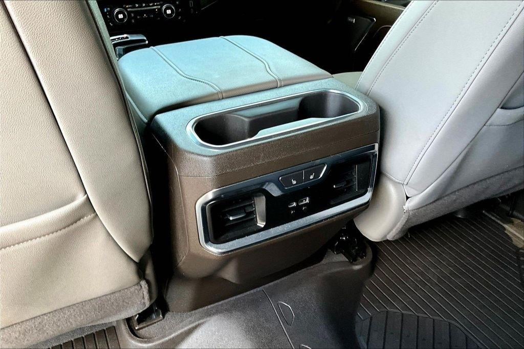 Chevrolet Silverado 1500 LTZ Crew Cab 4WD 2023