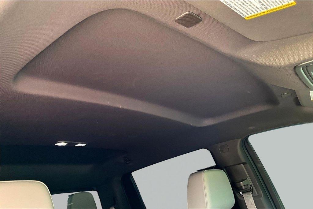Chevrolet Silverado 1500 LTZ Crew Cab 4WD 2023