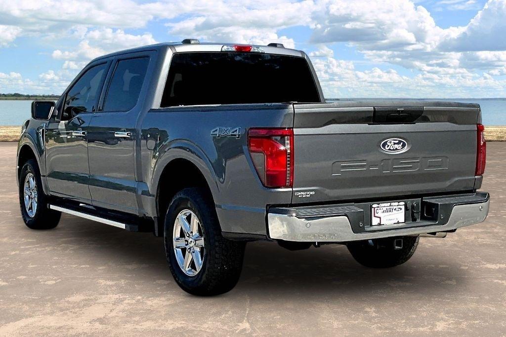 Ford F-150 XLT SuperCrew 4WD 2025