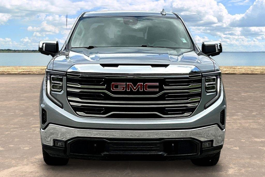 GMC Sierra 1500 SLT Crew Cab 4WD 2026