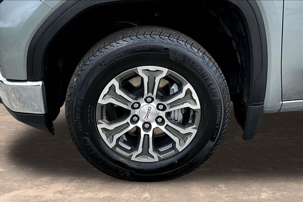 GMC Sierra 1500 SLT Crew Cab 4WD 2026