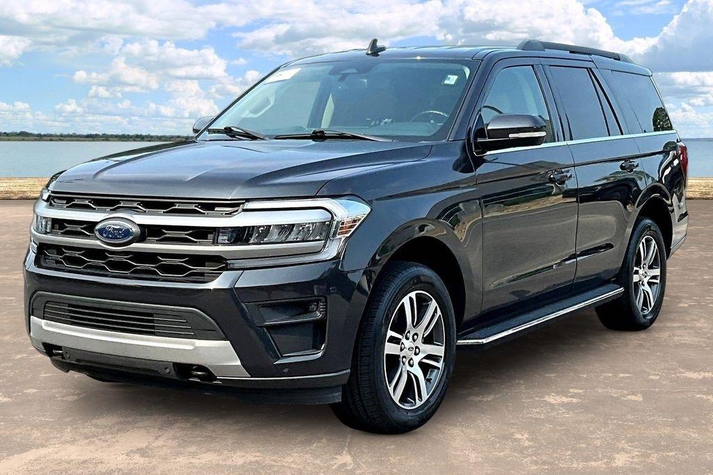 Ford Expedition XLT 4WD 2022