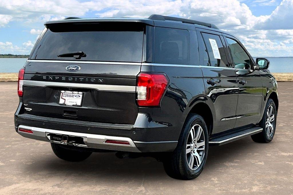 Ford Expedition XLT 4WD 2022