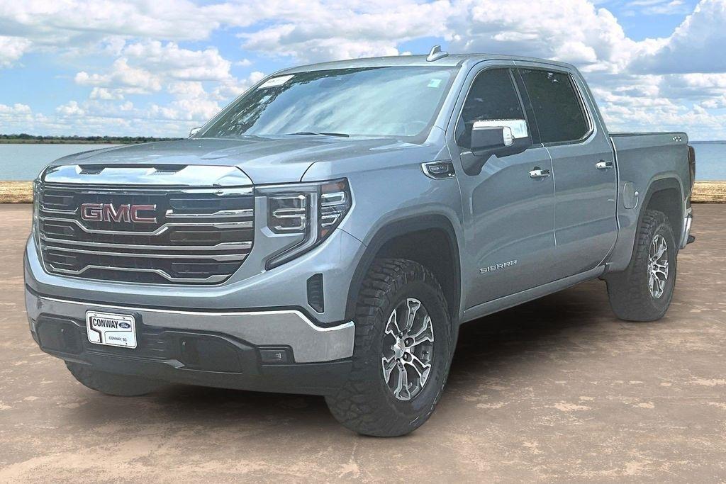 GMC Sierra 1500 SLT Crew Cab 4WD 2025