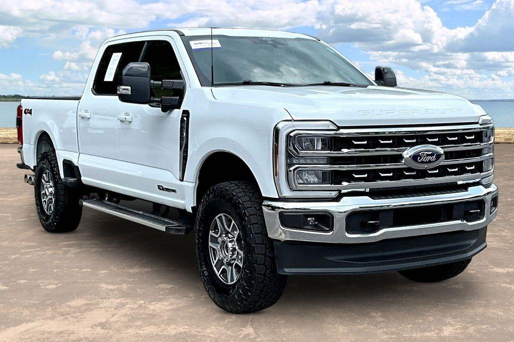 Ford F-250 SD Lariat Crew Cab 4WD 2026