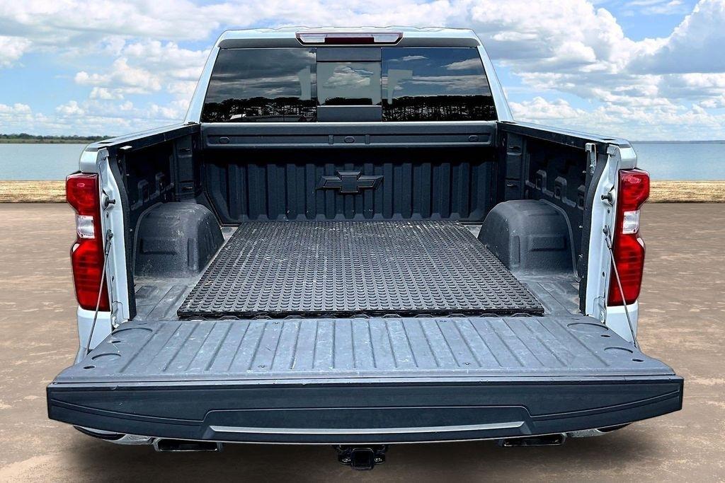 Chevrolet Silverado 1500 LT Crew Cab 4WD 2021
