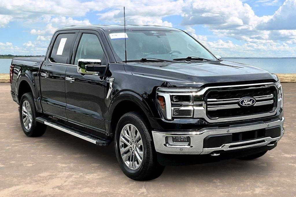 Ford F-150 Lariat SuperCrew 4WD 2024