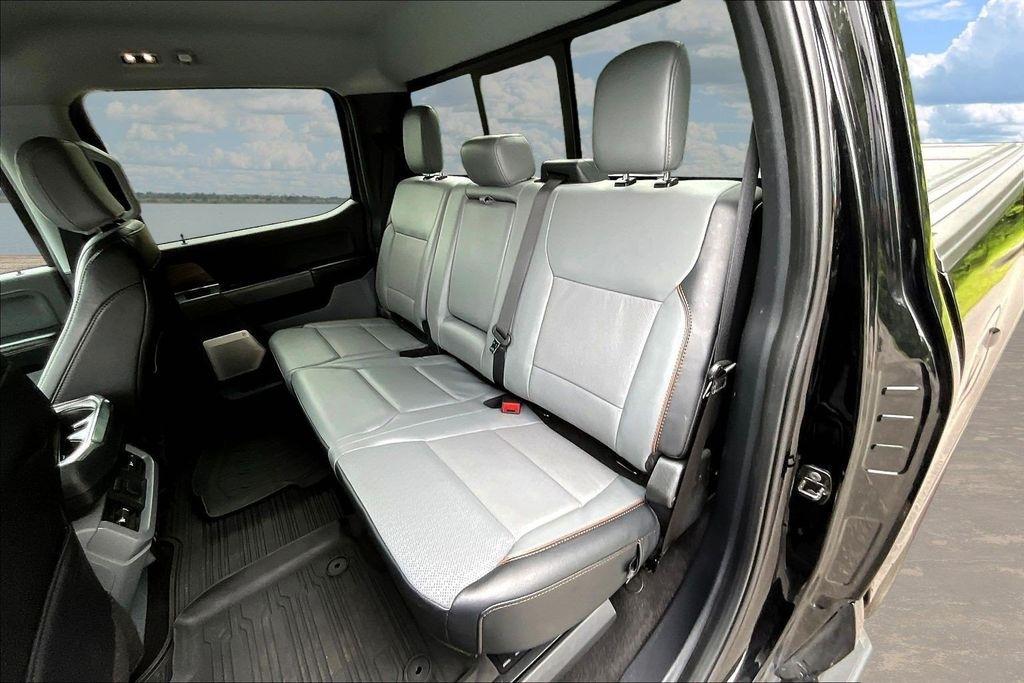 Ford F-150 Lariat SuperCrew 4WD 2024