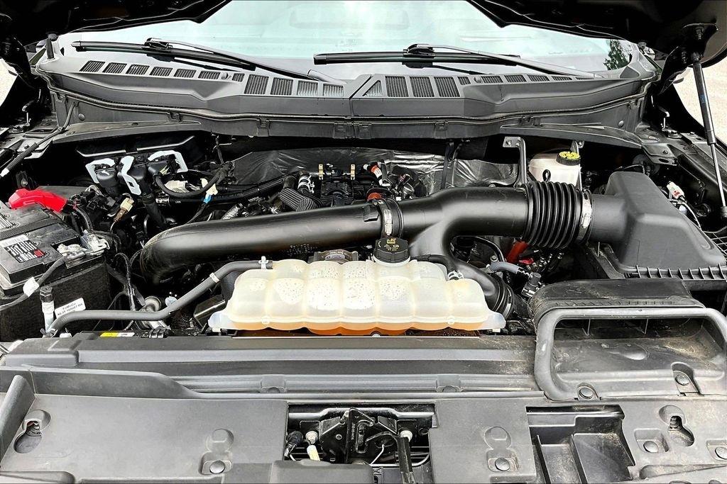 Ford F-150 Lariat SuperCrew 4WD 2024