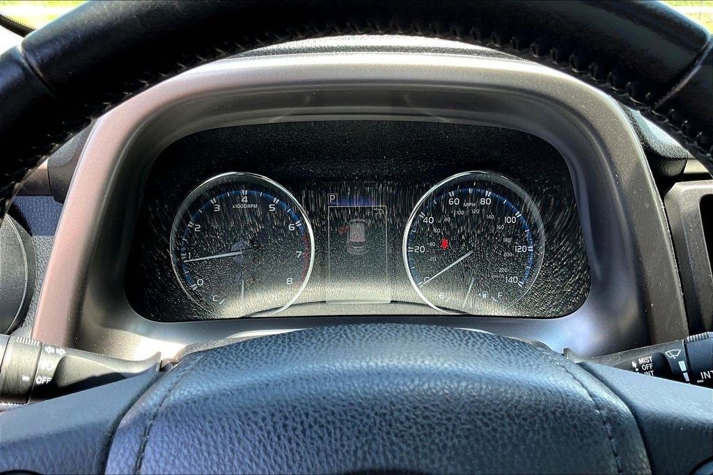 Toyota RAV4 Limited FWD 2018