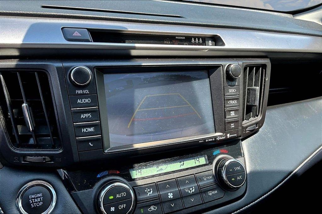 Toyota RAV4 Limited FWD 2018