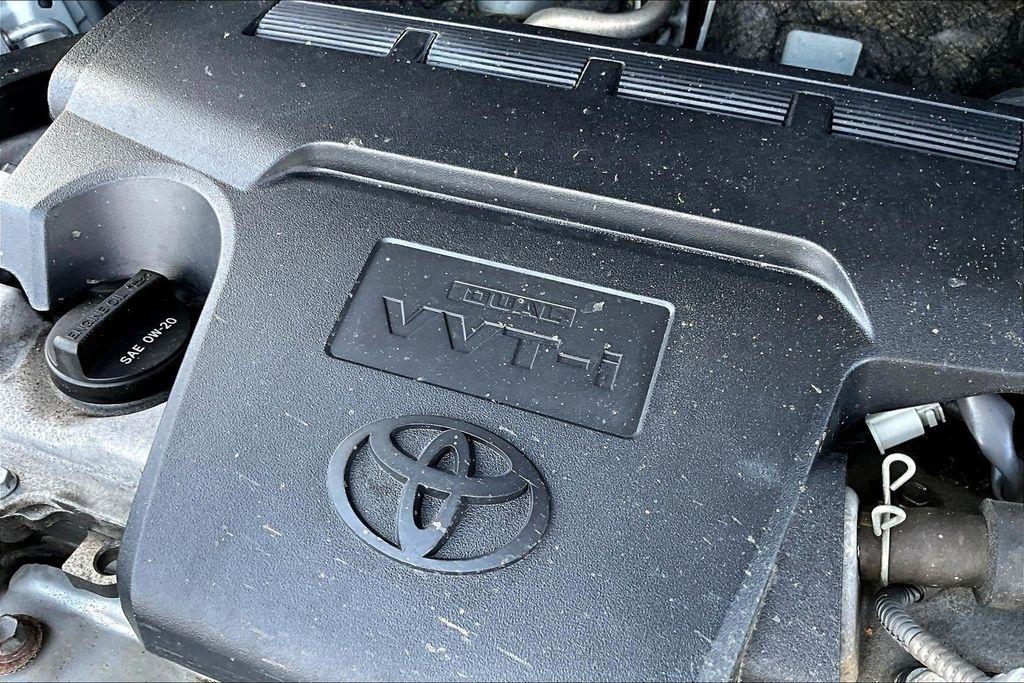 Toyota RAV4 Limited FWD 2018