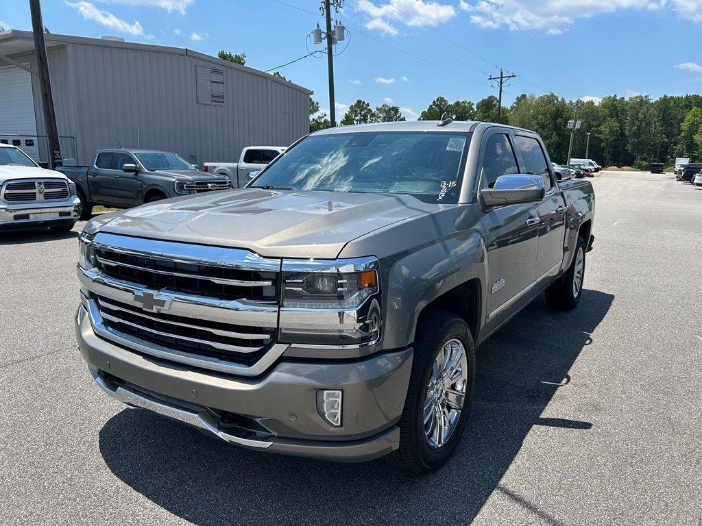 Chevrolet Silverado 1500 High Country Crew Cab Long Box 2WD 2017