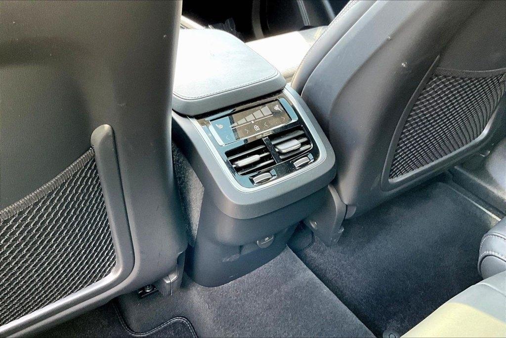 2024 Volvo XC90 Ultimate - Photo 12