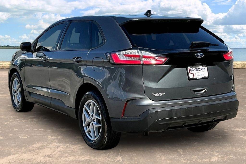 Ford Edge SE FWD 2021