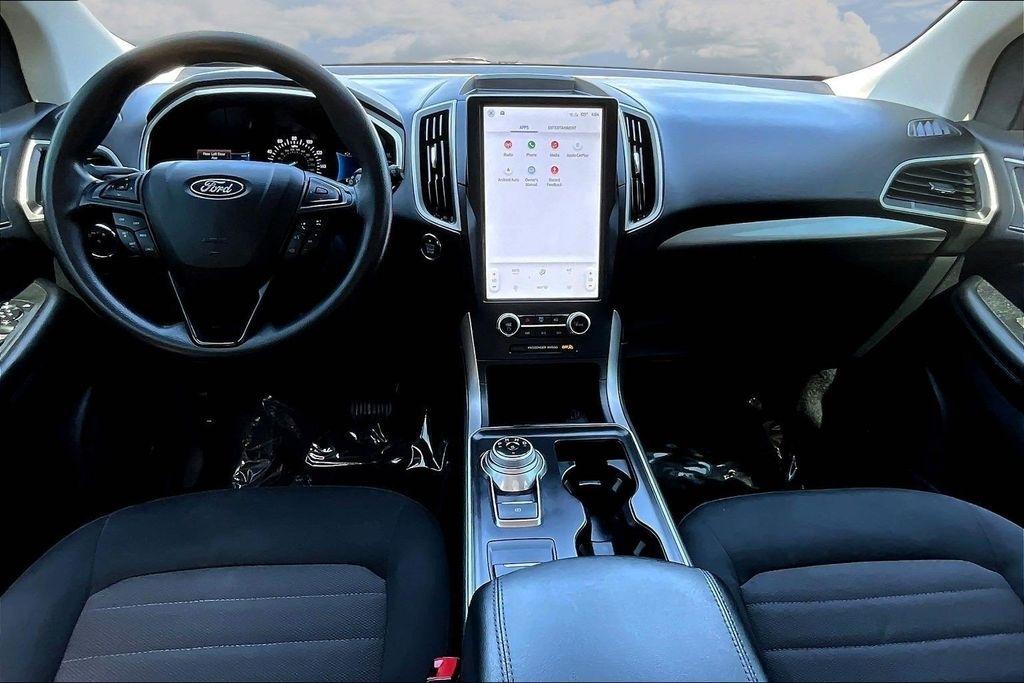 Ford Edge SE FWD 2021