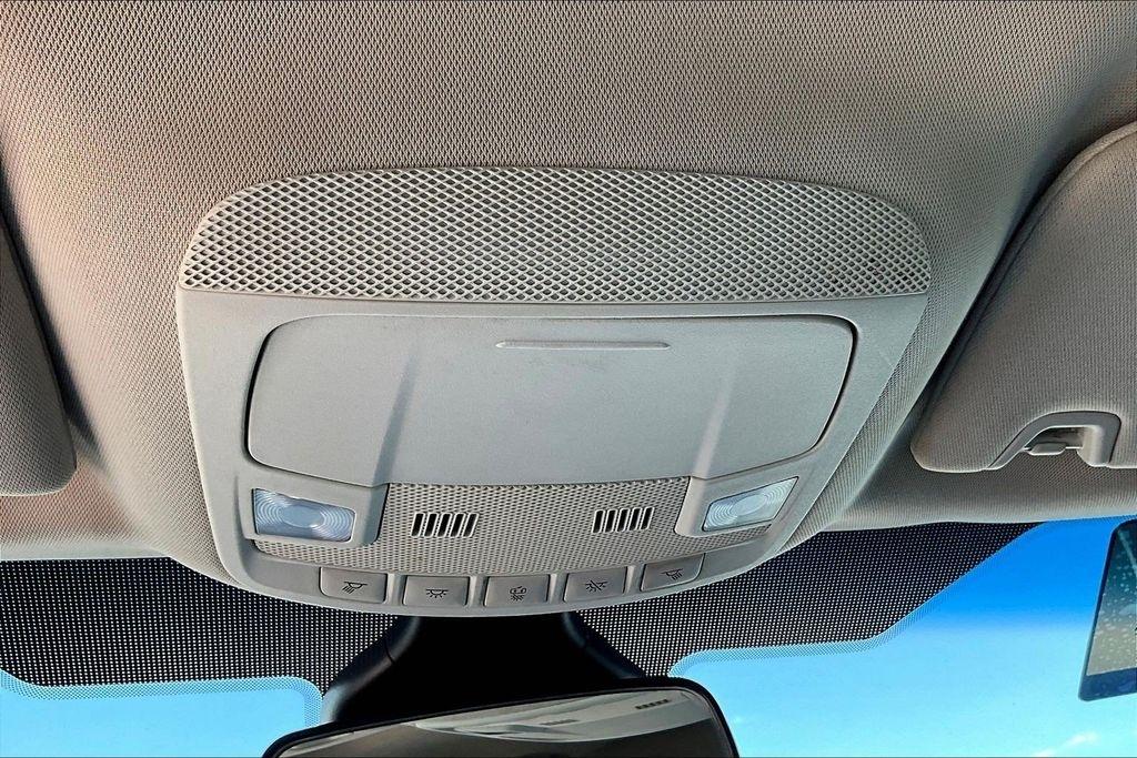 Ford Edge SE FWD 2021