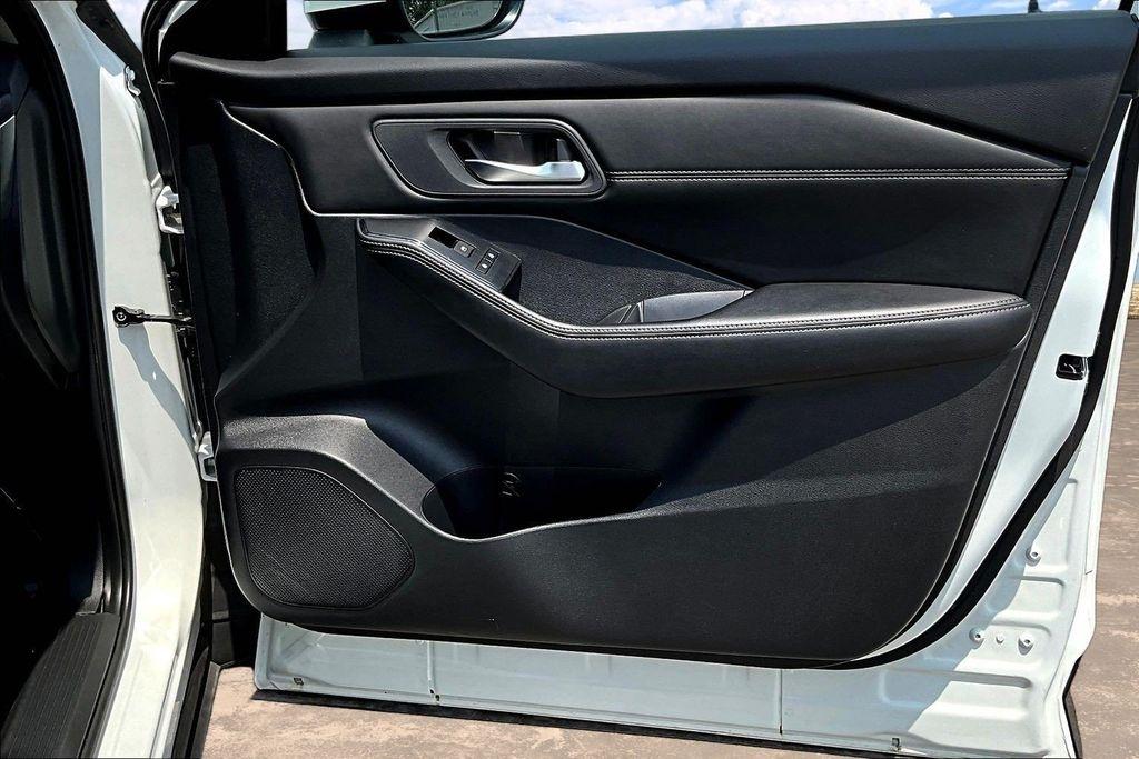 Nissan Rogue AWD SV 2024