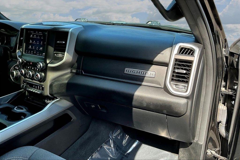 RAM 1500 Big Horn 4x4 Quad Cab 6'4" Box 2020