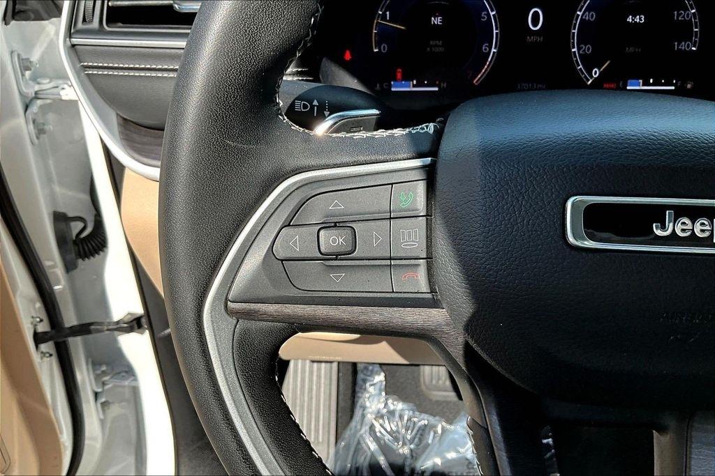 Jeep Grand Cherokee Limited 4x2 2023