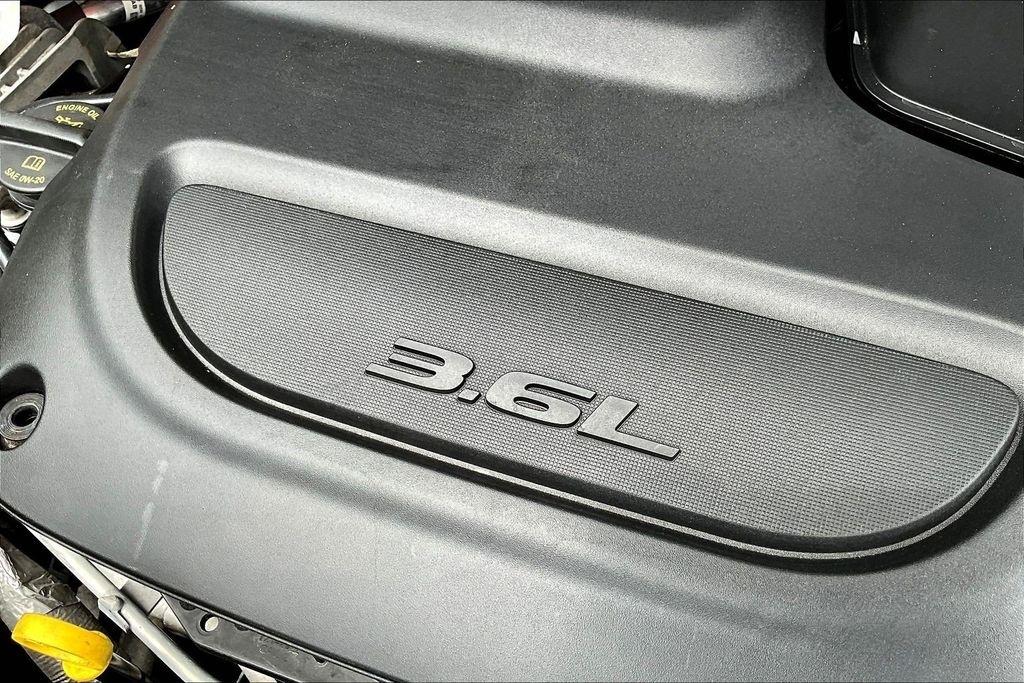 Chrysler Pacifica Limited AWD 2022
