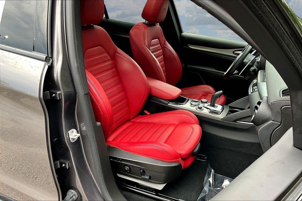 Alfa Romeo Stelvio Veloce AWD 2024