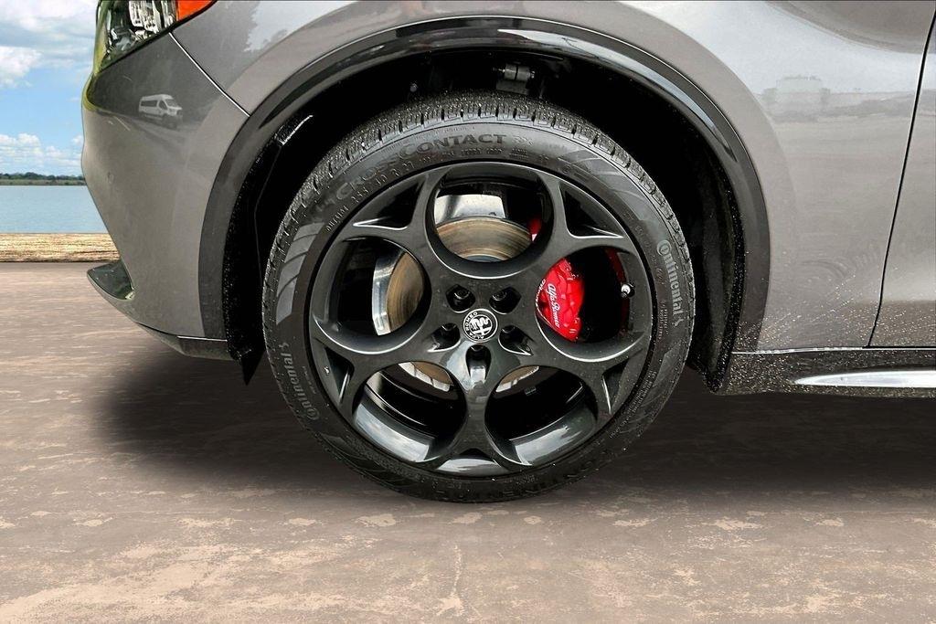 Alfa Romeo Stelvio Veloce AWD 2024