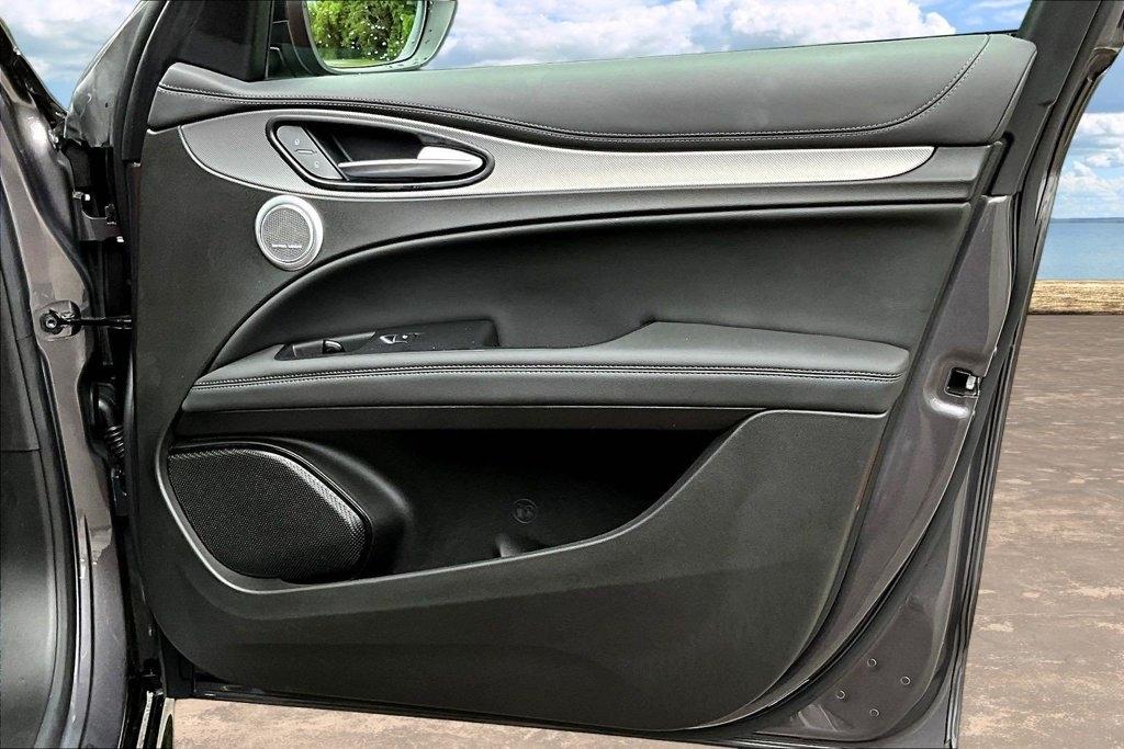 Alfa Romeo Stelvio Veloce AWD 2024