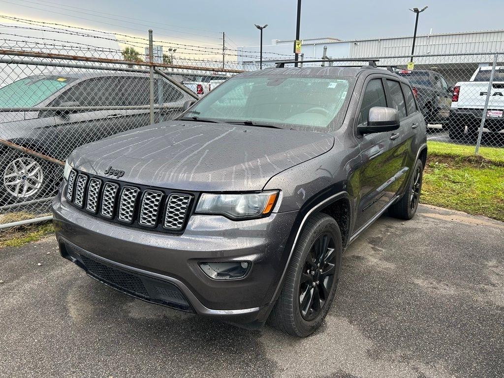Jeep Grand Cherokee Laredo 4WD 2017