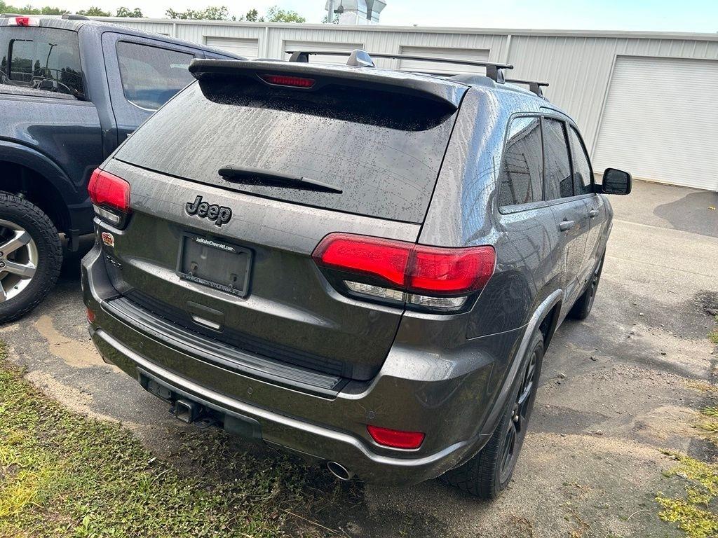 Jeep Grand Cherokee Laredo 4WD 2017
