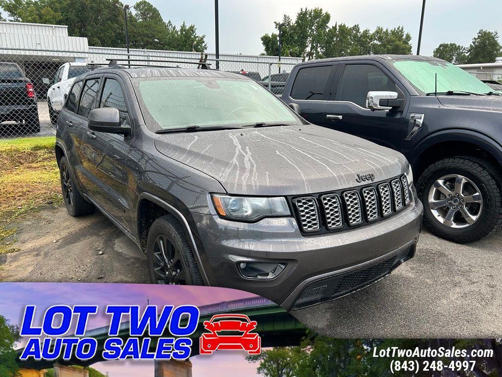Jeep Grand Cherokee Laredo 4WD 2017