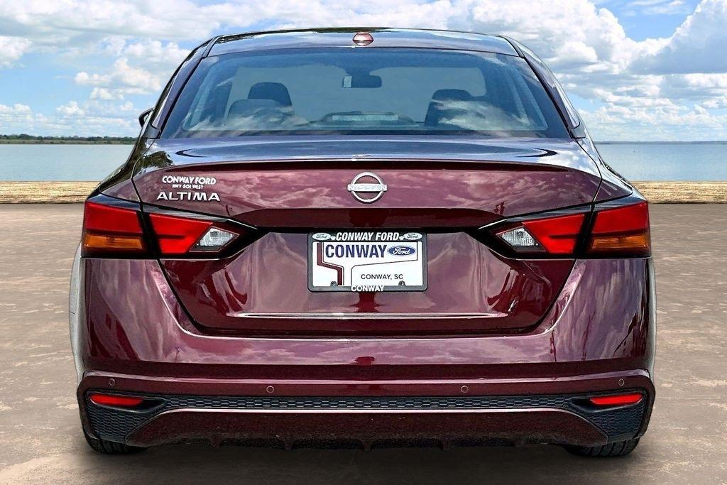 Nissan Altima SV FWD 2025