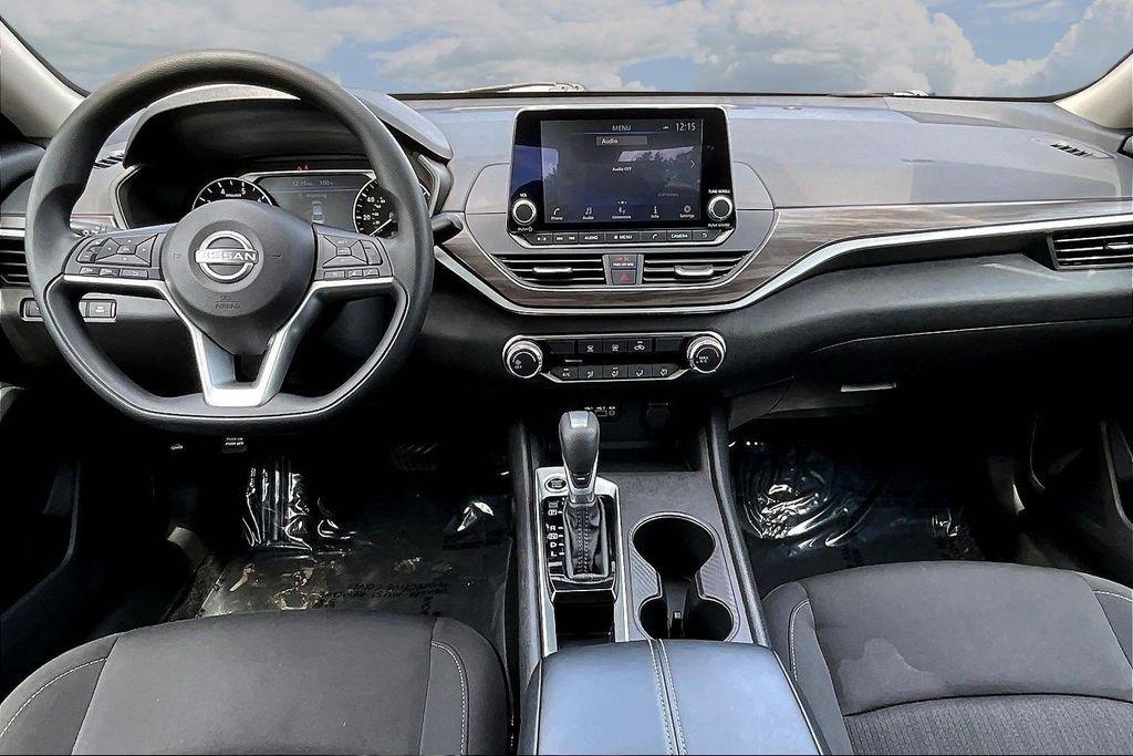 Nissan Altima SV FWD 2025