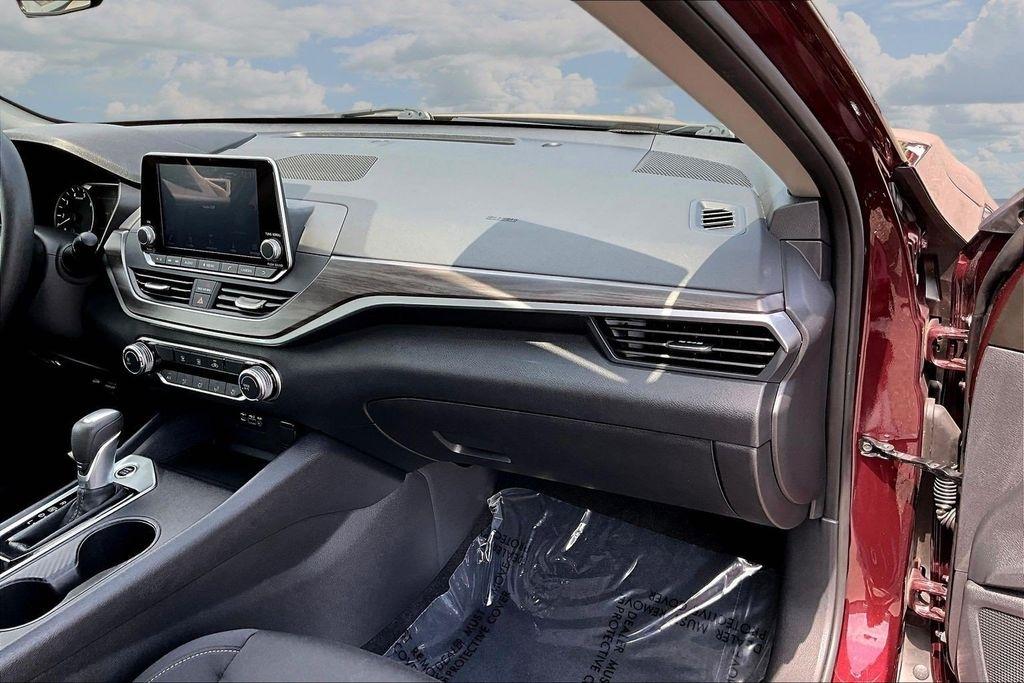 Nissan Altima SV FWD 2025